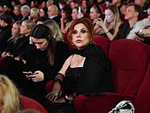 Впервые ставшая матерью в 53 года звезда Comedy Woman раскрыла сложность беременности