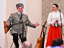 Святочный вечер в Ратуше: кубанские казаки и казанские гимназисты спели на одной сцене