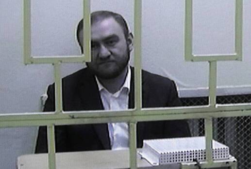 Адвокатов перестали пускать к пожизненно осужденному бывшему российскому сенатору