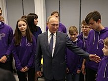 Путин и Жээнбеков наблюдают за учениями "Центр-2019"