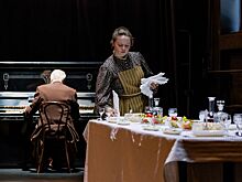 Трогательная пьеса, искренняя игра. Смотрим «Замужнюю невесту» в Театре имени Моссовета