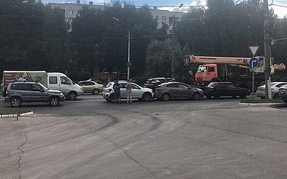 В Рязани произошло массовое ДТП на Московском шоссе