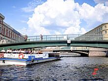 Петербургских экскурсоводов обяжут проходить аттестацию