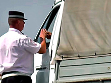 Сотрудники ДПС получили 40 взяток за час - скрытая съемка