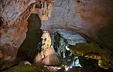 Ученые ищут новый вход в карстовую пещеру у трассы "Таврида" в Крыму