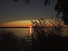 Двое рыбаков выжили после крушения лодки возле Саратовской ГЭС