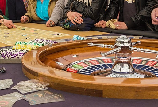 В Лас-Вегасе сносят легендарное казино Tropicana