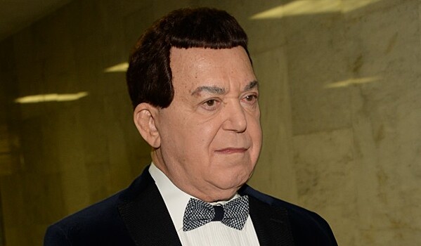 Mercedes Кобзона поймали на грубом нарушении ПДД