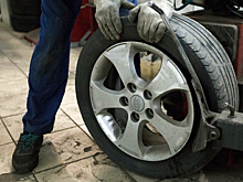 Меняем летние шины на зимние: резина есть, а услуги почти не подорожали