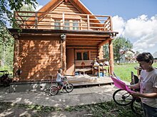 В России могут запретить продажу садовых участков отдельно от построек
