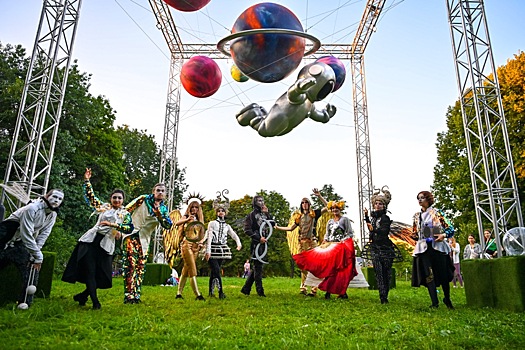 От детских спектаклей и уличного театра до ярчайших звезд эстрады: что ждет гостей форума «Москва 2030»