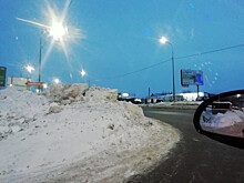 Нижегородцы жалуются на навалы снега на перекрестках