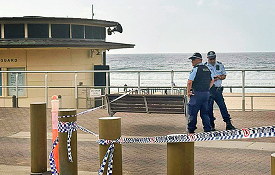 В Австралии в знак траура о жертвах теракта в Сиднее приспустили флаги