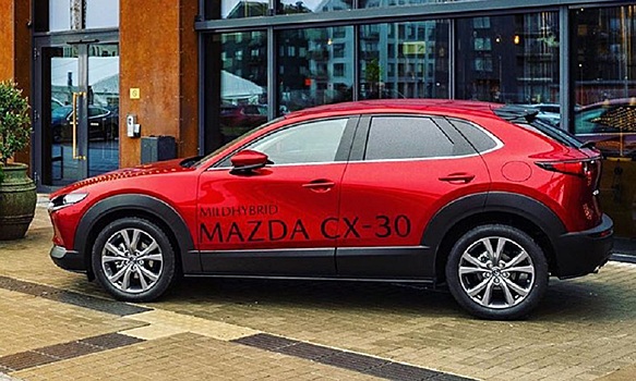 Обновленный кросс Mazda CX-30 вышел в электрическом исполнении