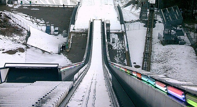 Корнилов стал призёром этапа Гран-при по прыжкам на лыжах с трамплина