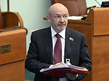 Бывший спикер Мосгордумы Платонов отказался от докторской степени