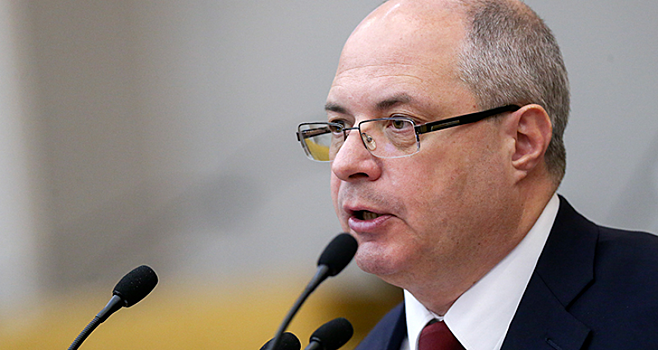 Украинский дипломат устроил скандал российскому коллеге