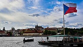 Чехия официально отозвала своего посла в России