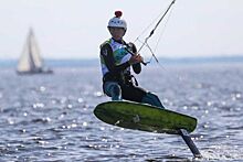 В яхт-клубе Санкт-Петербурга стартовали чемпионат и первенство России по кайтбордингу