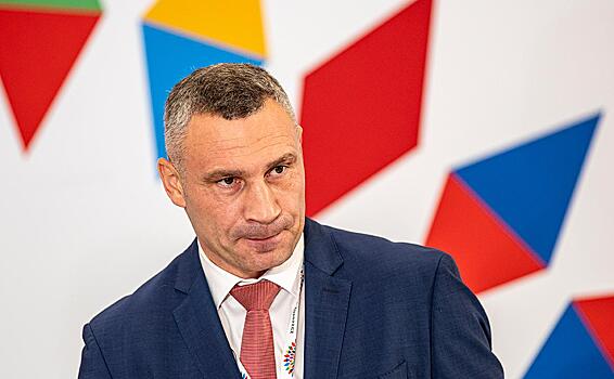 Кличко сообщил о взрывах в Киеве