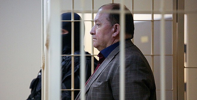 Суд в Петербурге приговорил экс-замглавы ФСИН Баринова к 3,5 года колонии за взятки