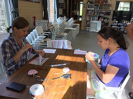 Дети из интерната в Филимонках пошли на курсы кройки и шитья