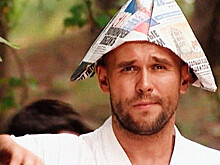 Актер Максим Аверин заявил, что не выступает перед едящими людьми