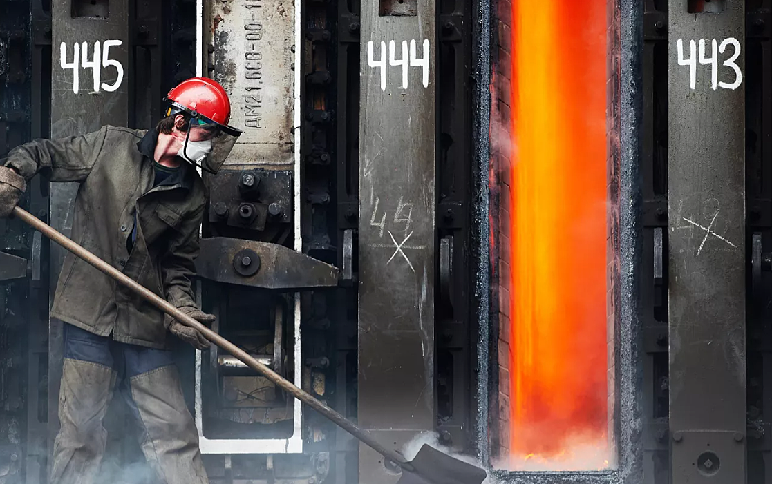 Цена на металл в России рухнула на 40%