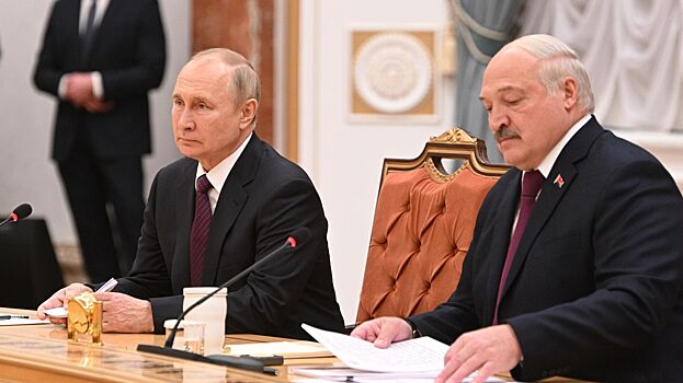 Путин и Лукашенко приняли участие в открытии нового комплекса в Антарктиде