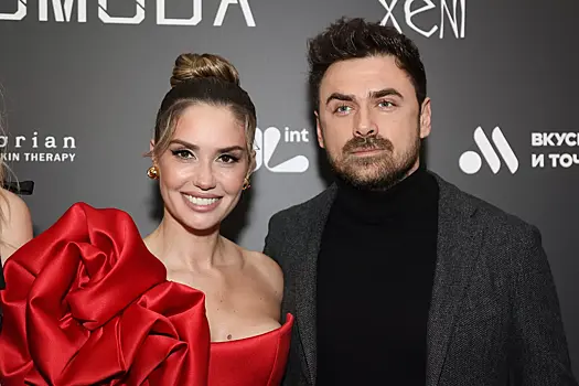 Роды Агаты Муцениеце могут обойтись ей в 2 млн рублей