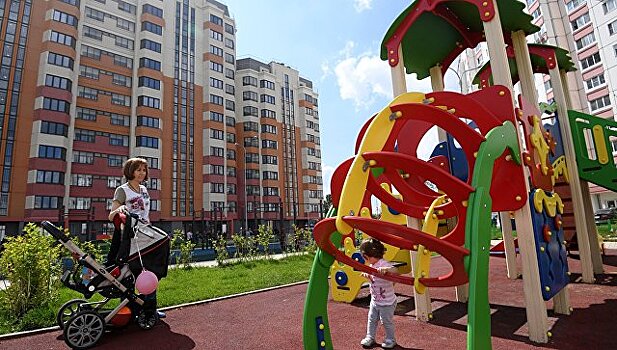 В Подмосковье по губернаторской программе установили 170 детских площадок