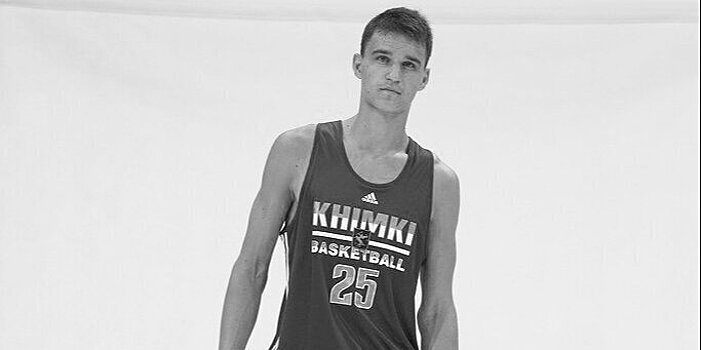 Самый высокий баскетболист России Николай Рогожкин умер от менингита в 29 лет