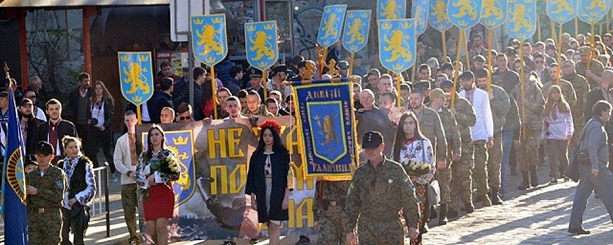 В центре Киева проходит шествие в честь дивизии СС «Галичина»