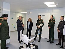 Ценный подарок для ветеранов: Новосибирский военный госпиталь получил инновационное кресло