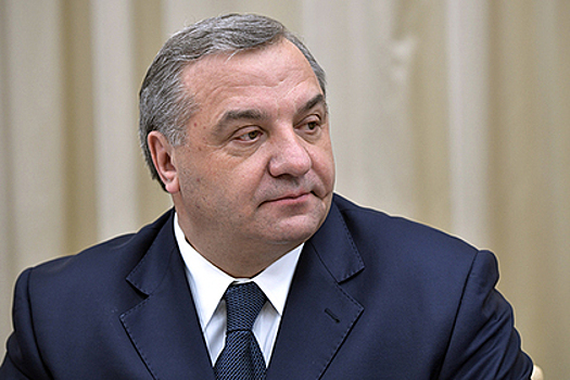 Бывшего главу МЧС допросили следователи