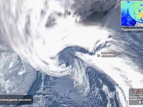 Роскосмос показал прохождение циклона, устроившего транспортный коллапс на Камчатке