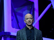 Полет в космос с основателем Amazon продали за $28 млн