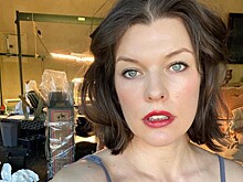 Милла Йовович поделилась редким снимком с подросшей средней дочерью от Пола Андерсона