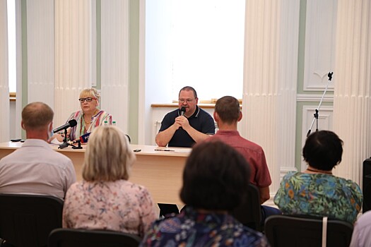 Врио губернатора поручил начать ремонт музея стекла и хрусталя в Никольске