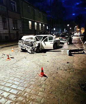 В Черняховске водитель без прав пострадал в ДТП с попутной легковушкой