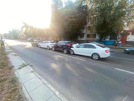 В Самаре произошло ДТП с четырьмя автомобилями