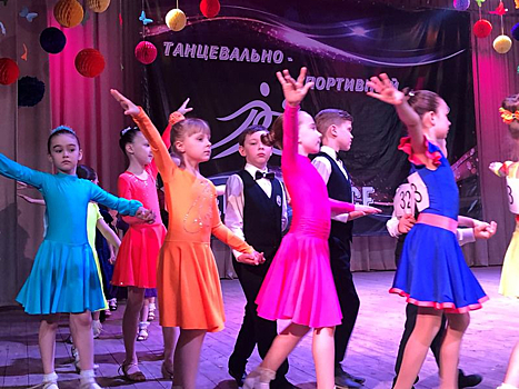 Магию бальных танцев подарили новосибирцам на турнире Premier Cup 2021