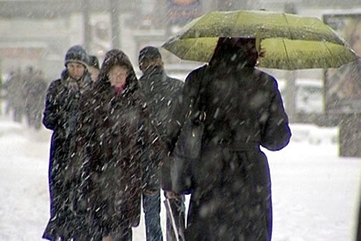 Синоптики прогнозируют в Москве слякотную облачную погоду с дождем и мокрым снегом на этой неделе