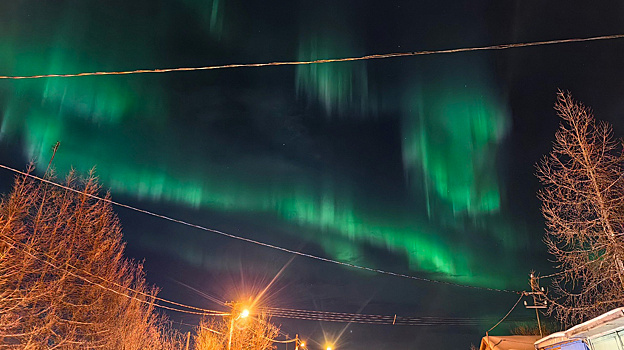 Северное сияние озарило небо над Ямалом