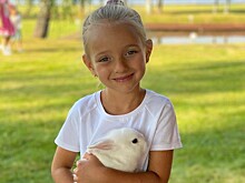 6-летняя дочь Дмитрия Пескова мило поздравила отца с днем рождения