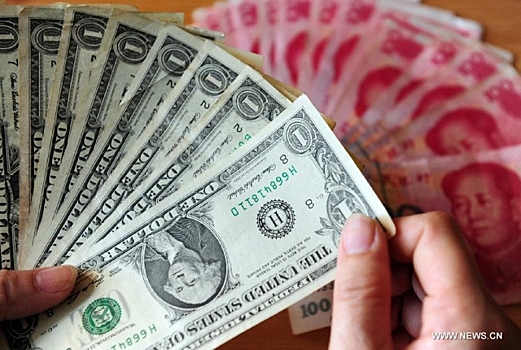 РФ планомерно отказывается от доллара в пользу евро и юаня – экономист