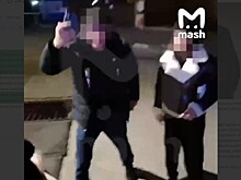 Пьяная парочка напала на волонтеров, спасающих птиц на пляже Анапы
