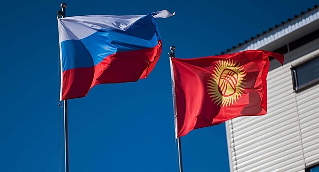 Россия и Киргизия согласовали увеличение поставок бензина и дизельного топлива в республику