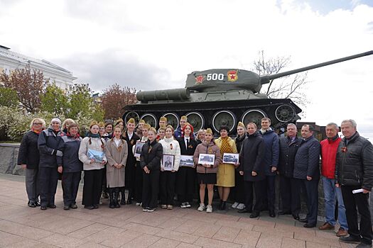 В преддверии Дня Победы танку Т‑34 – 85 в Нижегородском кремле возвратили исторический боевой номер «500»