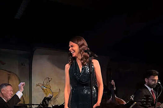 Актер Хью Джекман впервые выложил видео с возлюбленной Саттон Фостер